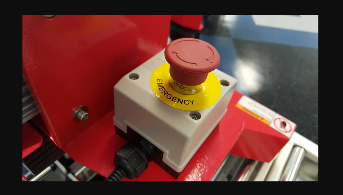 Eagle T100 converyor beltmotor-emergency button
