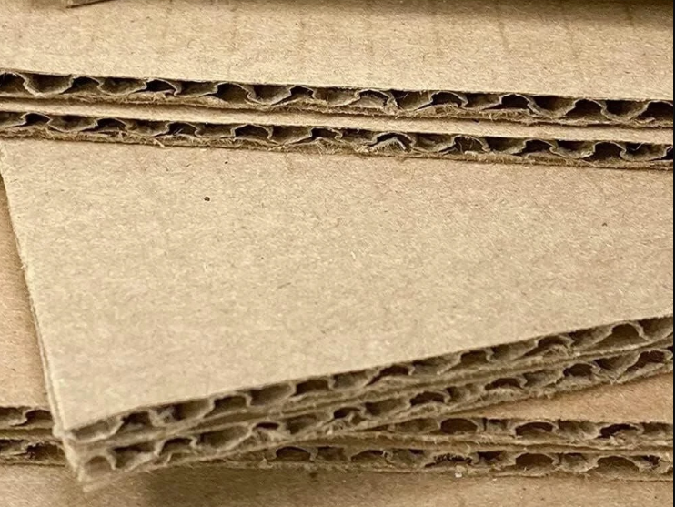 stack  12.25" x 12.25" Corrugated Cardboard Pads | 32 ECT | 200-Pack side